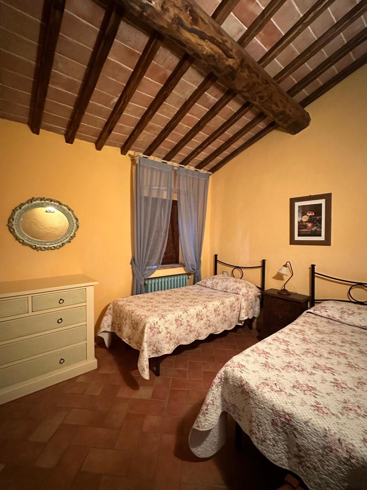Borgo Tignano Apartman Casole dʼElsa Kültér fotó