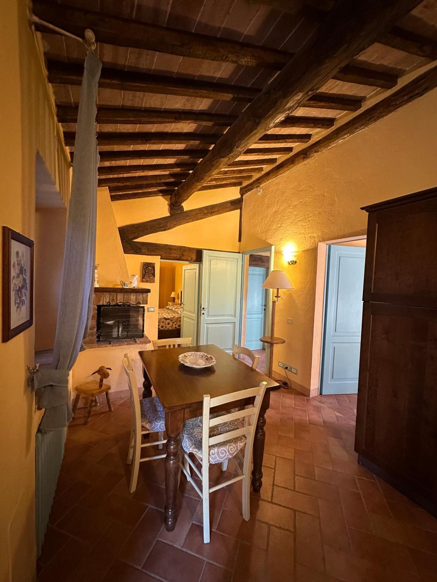 Borgo Tignano Apartman Casole dʼElsa Kültér fotó